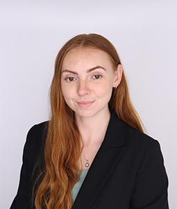 Kirsten Hoyt Headshot
